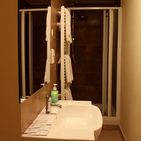 Hotel Unique