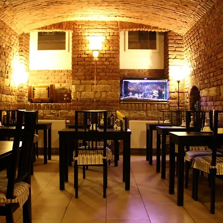 Hotel Trevi 4*