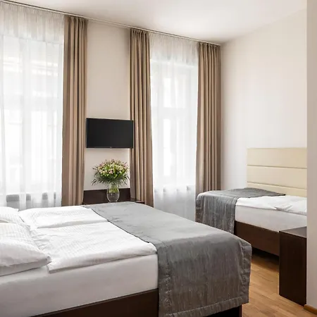 Trevi Hotel 4*