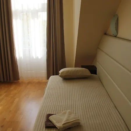 Unique Hotel 4*
