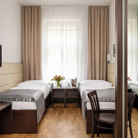 Unique Hotel 4*