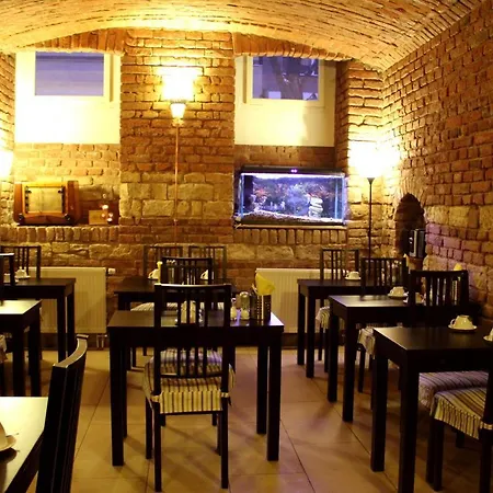 Hotel Trevi 4*