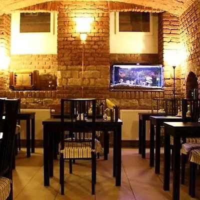 Trevi Hotel 4*
